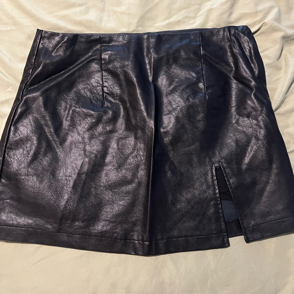 Leather skirt with slit